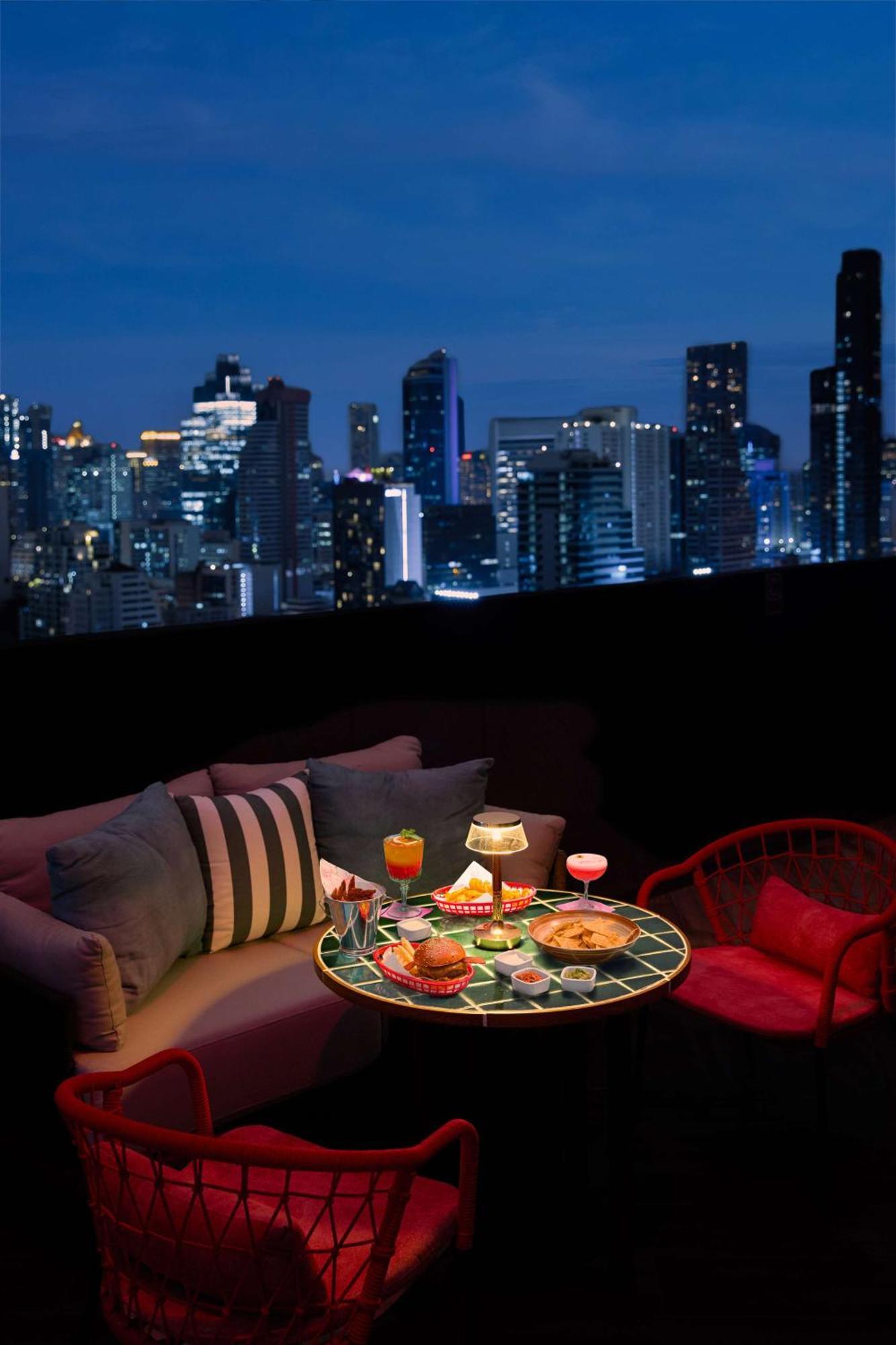 Khách sạn Dusitd2 Samyan Bangkok