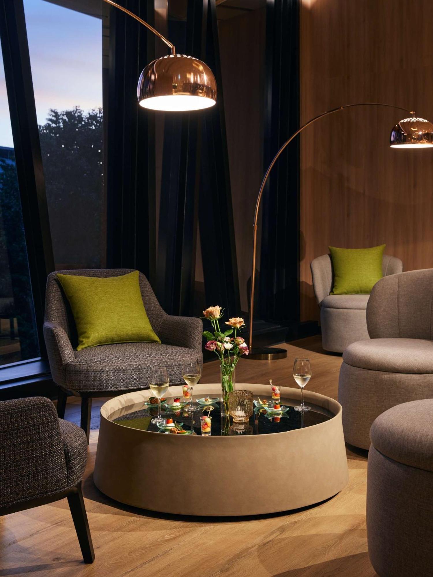 Khách sạn Dusitd2 Samyan